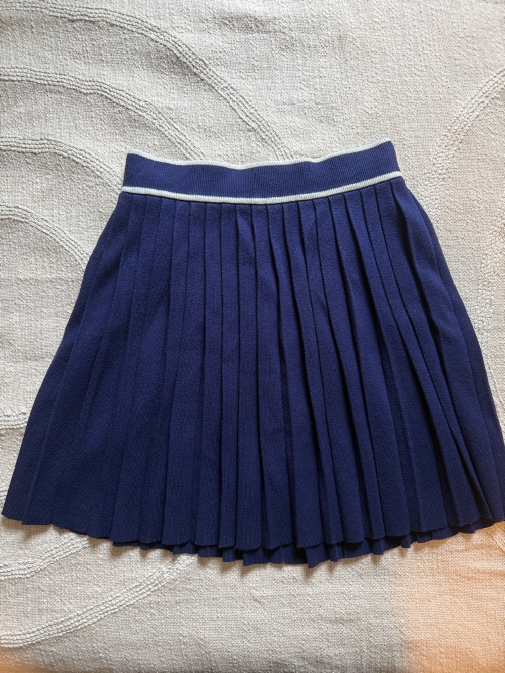 Willow & Wind Preppy Pleated Navy Blue Skirt and Sweater Set - Picture 5 of 15